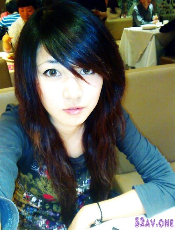 Moko Top Girl Yan Feng Jiao's KFC Family Big Bucket Leaked Nude Modeling Ph.jpg