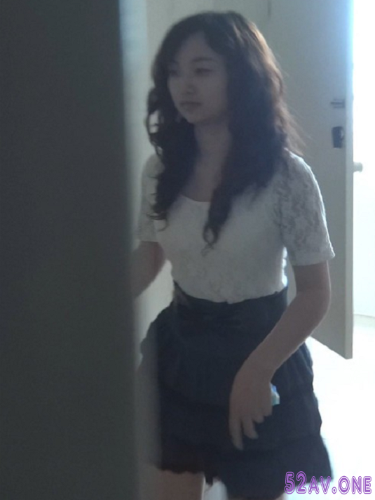 高中生在家滿足性幻想.png