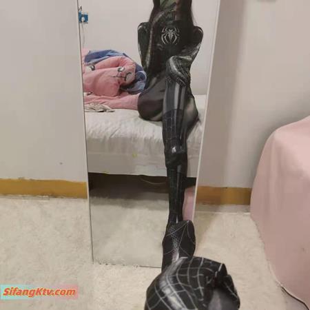 215426isork7hoqqk1lr3f.jpg