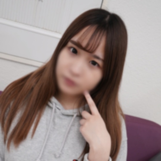 IU.jpg