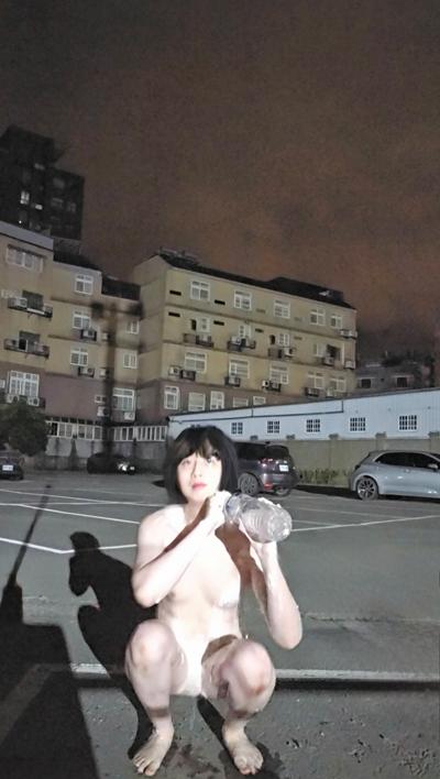 210332o6ke2b2k2w2fkhel.jpg