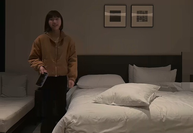 1Y.jpg