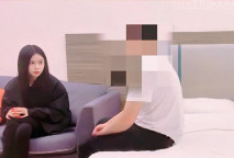 約啪約20歲的小嫩妹,口活好各種姿勢抽插