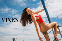 這樣的小姐姐真是尤物啊 有顏值有身材高挑大長腿豐腴肉感約到海邊景美人美啪啪猛烈抽插操穴真是爽