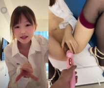 2025年4月最新，抖音主播【小侃】首部直播會議一對多, 雙人激情啪啪做愛制服 黑絲 道具 口雞吧 無套插入 對白清晰