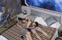 新流出光線不錯的酒店偷拍 自帶床罩被單來開房的年輕羞澀情侶興奮又害羞