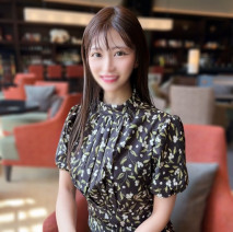 【無修正】業界10年前線的傳奇級AV女優。 推薦秘密出演。 被鬼技能和魔性的陰道榨乾了精液。