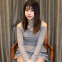 【無】一位身高170公分的高挑美女，擁有一雙美腿！和高挑的女人以狗爬式站著做愛感覺很棒，不是嗎？她很順從，聽話地接受一切指令，大量顏射中出。