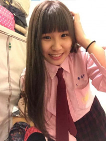 X華高中學生妹