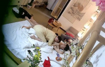 酒店偷拍 又騷又主動的鄰家女孩對著大屌就是一頓輸出