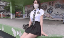 台灣臀后 ssrpeach 新作-放學接客的事情，始終還是隱瞞不了被老師發現了帶到家中各種姿勢爆操