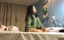 “啊~好深~用力幹我~爸爸好棒”對話刺激，以淫為樂約炮大神露臉自拍，幾位高質量的反差婊身材很棒呻吟好聽，按住大屁股