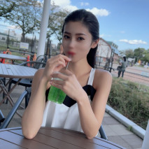 首次攝影·露臉！限定版！像太陽一樣耀眼的東方美女是在熱情的國家長大的回國美女。 在去歐洲留學之前，兩個人一起創造回憶・・・在異國情調、豔麗的極其苗條的美體上連續兩次射精！