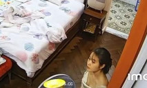 黑客破解家庭網路攝像頭偷拍 豪宅里的極品顏值美女和有錢老公的性愛生活