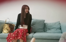 漂亮白嫩美女 騷逼好粉水好多 啊啊爸爸快點操我 高跟大長腿 被胖哥在沙發多姿勢猛懟 操的氣喘吁吁