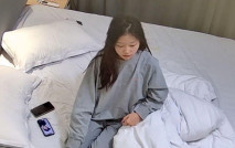 流出酒店偷拍 高校眼鏡婊班花被小夥追到手周末帶出來操穴 幹了幾次完整版