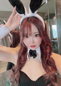 中出了好幾次擁有F罩杯和美臀的靈敏度超群的美女！