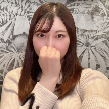 純潔無瑕♡美臀♡未公開♡郵局工作人員初次無套插入♡多次強烈高潮♡大量內射性愛♡