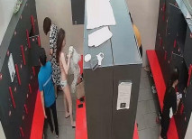 洗浴中心更衣室偷窺眾多美女少婦洗完澡出來換衣服