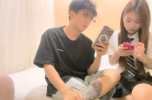 【超人探花】，19歲兼職小妹，C罩杯美乳誘人，賺錢加享受，換情趣裝激情爆操