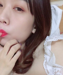 女白領與男友的淫蕩自拍