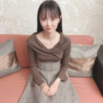 【寶物】模特的白皙苗條美裸體。 只有被選上的人才能品嘗到的至高無上的口交暴發不可避免。 能到達胸部飛行距離的射精。