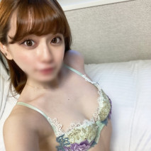 首次【某私立大學生】有男友卻被NTR，被異於常人的大屌迷倒，最後熱情的中出做愛