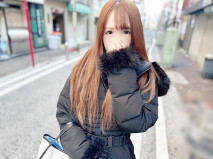 在路邊和美容系1年級的苗條美女打招呼，就這樣進入飯店♡經過運動鍛煉出來的腹肌，被大叔的肉棒衝擊下，抽搐著，“啊啊♡”