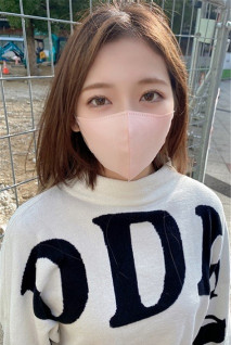 【容貌端麗/苗條纖細Body】欺騙在美容院工作的苗條美女，在飯店强行拍攝AV，不負責任中出。