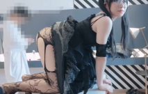 10個眼鏡9個騷 清純溫婉的外表下竟然如此反差，被金主爸爸帶到酒店無套爆操，小小年紀已經是個小騷貨