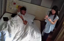 極品小情侶 女友漂亮 男友太瘦了 搞了一次就不行了