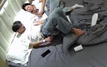 大學城 漂亮的小美女 男人有這麼漂亮女友 但這床上功夫是要給美女出軌的理由嗎