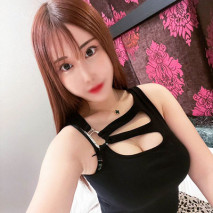 【無修正・美女教練】在東京都內高級會制個人健身房發現的F罩杯S級美女教練的超終極身體，生中出性愛！！