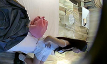 三天偷拍！清純的學生妹和爆炸頭男友，穿著白色小仙女裙 很有氣質