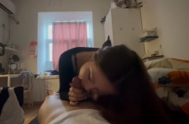 約炮健身房認識的蜜桃臀少婦 喜歡被虐母狗潛質拉著狗鏈後入推到過程對話真實有趣