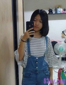 騷妹妹下面癢了