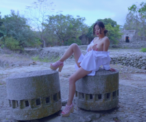 北京名人-幽靜村子露出 莫名而來的村人們，偷偷摸摸靠近，這偷窺欲望實在是強