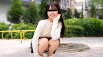 素人吞精～我喜歡嘴裡含著陰莖的感覺～ 山岡詩織