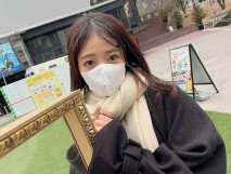 首次攝影！！沒有男朋友的服裝店員向我暴露了平時看不到的濃密醜態……隱藏的淫熱部分充滿了淫液，連續兩次生中出！！