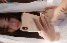 極品尤物人妻少婦穿上情趣婚紗偷情，滿嘴淫語呻吟不斷