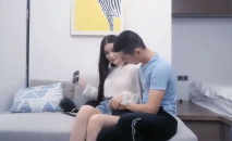 大眼睛美女青澀性愛真刺激 身材頂級一級棒 凹凸起伏大長腿屁股好翹太合適雞巴後入猛操了 渾圓乳房狠舔