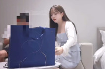 約啪剛下海小妹 皮膚嫩滑摸起來很舒服