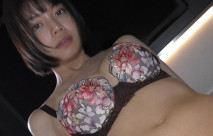 《情人節》【瀧本梨繪】對黑髮短髮改變形象的F罩杯美女進行2次興趣講座