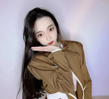 漂亮小母狗，會舔屌，會呻吟，無套插入後，操爽了便是臣服！