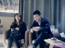 小七小天約了個高顏值黑色鴨舌帽妹子嘿皮，特寫深喉口交側入後入大力抽插猛操