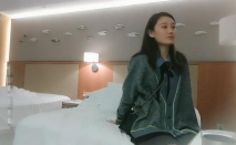 高價約的漂亮御姐 溫柔好身材真甜，用力添吸雞巴這小嘴吸的好銷魂，硬邦邦掰開大長腿猛力啪啪抽插衝刺 好浪