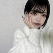 天真爛漫身材嬌小E罩杯♥喜歡口交說『做愛讓心情變好，最重要的是硬度和粗細』生中出！