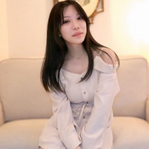 【無】果然悲傷的表情能讓人更加興奮！ 一邊道歉一邊感受到的樣子很有背德感，三鏡頭：吞精、顏射、中出！！