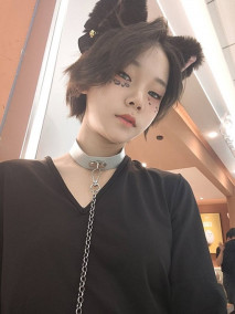 學妹程婷婷 在家發騷拍裸舞視頻 不小心發到他爸的群組上了