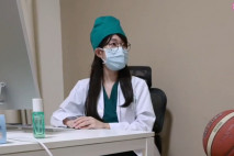 6月新品，23萬粉極品臀后Ellie【ssrpeach】男生打球傷到蛋蛋，女醫生提議將精囊清空，減緩睾丸壓迫感